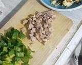 Foto langkah ke 1 dari resep Mie sepageti ayam suir ala rumahan.