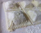 Foto del paso 5 de la receta: Raviolones veganos de seitán al horno