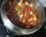 आलू मटर गाजर की सब्जी (aloo matar gajar ki sabzi recipe in Hindi) रेसिपी चरण 4 फोटो