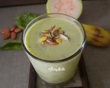 A picture of step 5 of Gauva-Spinach Smoothie.