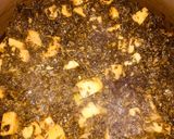 A picture of step 12 of Alu meethi with paratha.