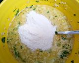 A picture of step 3 of Oats chilla.