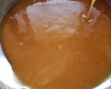 A picture of step 4 of Til gul ladoo.