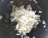 Foto del paso 2 de la receta: Tallarines con verduras y huevo escalfado