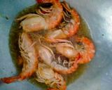 Foto langkah ke 2 dari resep 201. Udang Saos Tiram.
