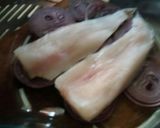 Foto del paso 2 de la receta: Filete de merluza al horno con gambas y champiñones