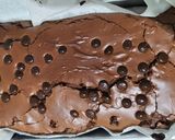 Foto langkah ke 5 dari resep 63. Brownis Panggang Legit.
