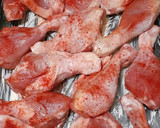 Foto del paso 2 de la receta: Pollo con verduras y papas todo al horno👩‍🍳