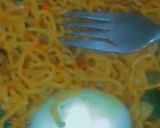 A picture of step 1 of Ramen noodles.