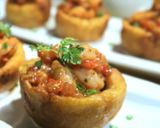 Foto del paso 3 de la receta: Canastas de plátano con camarones endiablados 🍤