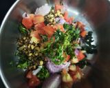 स्प्राउट चाट (sprout chat recipe in marathi) रेसिपी स्टेप 3 फोटो 