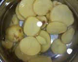 आलू के पकौड़े (aloo ke pakode recipe in Hindi) रेसिपी चरण 4 फोटो