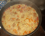 Foto del paso 1 de la receta: Arroz con chistorra, pimiento y zanahoria con huevo frito