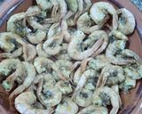 Une image de l'étape 3 de Crevettes 🍤 au riz basmati 🍚.