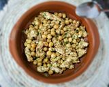 Foto del paso 6 de la receta: Garbanzos con pollo y paté de perdiz