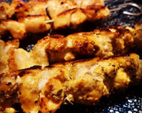 Foto del paso 3 de la receta: Ideas para adobar tu pollo y hacer unos riquísimos pinchos morunos