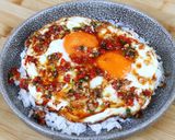 Foto langkah ke 4 dari resep Nasi Telur Ceplok.