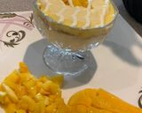 A picture of step 5 of Mango custard crumble😍😋❤️.
