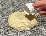 Foto del paso 3 de la receta: Bizcochitos de Grasa Caseros