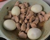 Hình bước làm 3 của món Thịt kho trứng