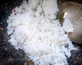 Foto langkah ke 3 dari resep Nasi Goreng Jelantah.