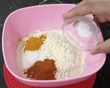 A picture of step 4 of Noodles Mirch Pakora.