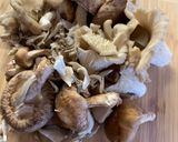 A picture of step 2 of Vegan Mushroom Pie.
