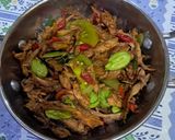 Foto langkah ke 4 dari resep Tumis Pedas Ikan Pindang.