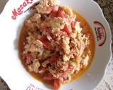 Foto langkah ke 4 dari resep Tomat tumis telur.