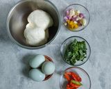 Foto langkah ke 1 dari resep Pepes Tahu Telor Asin.