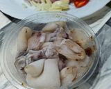 Foto langkah ke 1 dari resep Cumi Asam Manis.