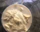 A picture of step 3 of #just-blend-it#Banana and oats smoothie.