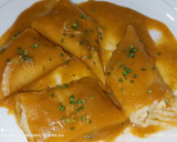 Foto del paso 5 de la receta: Canelones de masa de croquetas en salsa de carne