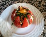 Une image de l'étape 2 de Salade de tomate au thon, carotte et laitue.