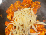 Stir-fry chicken red curry and bamboo shoot