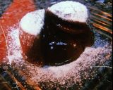Foto langkah ke 5 dari resep Chocolate Lava Cake Part II.