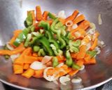 वेज रोल (Veg Roll recipe in Hindi) रेसिपी चरण 3 फोटो