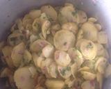A picture of step 3 of Lyonnaise potatoes.