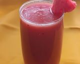 A picture of step 3 of Apple and Watermelon Juice.