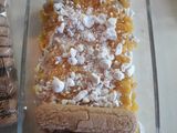 Postre de durazno, vainilla, crema y merengue