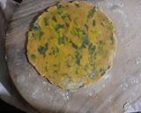 A picture of step 2 of Mooli ke paratha.