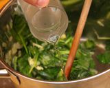 Medvehagyma krémleves recept fázis 3 fotója