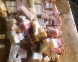 Foto del paso 2 de la receta: Cebollas rellenas de queso crema, tocino y más