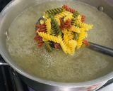 A picture of step 2 of Coloured pasta.