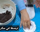 صورة لخطوة 10 من وصفة حلوة مشققة بالكاكاو