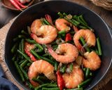 Foto langkah ke 6 dari resep Tumis Udang Kacang Panjang.