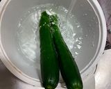 小黃瓜炒雞腿肉的食譜步驟1照片