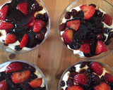 Foto del paso 12 de la receta: Tarta de mousse de queso y futos rojos