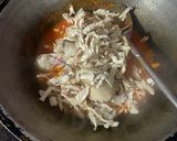 Foto langkah ke 4 dari resep Ayam suwir simpel.