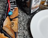Foto del paso 2 de la receta: Queso feta frito en masa filo y miel 🍯